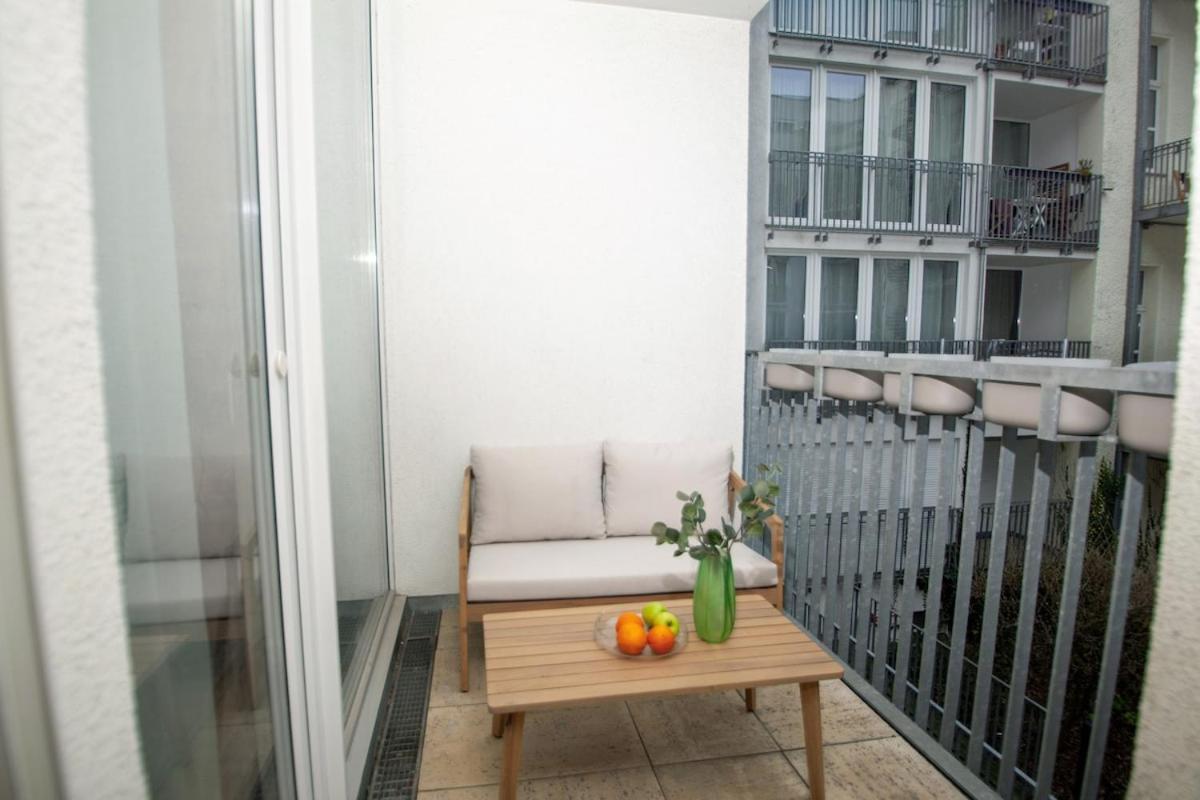 Hautnah! Designer-apartment An Der Spree Appartement